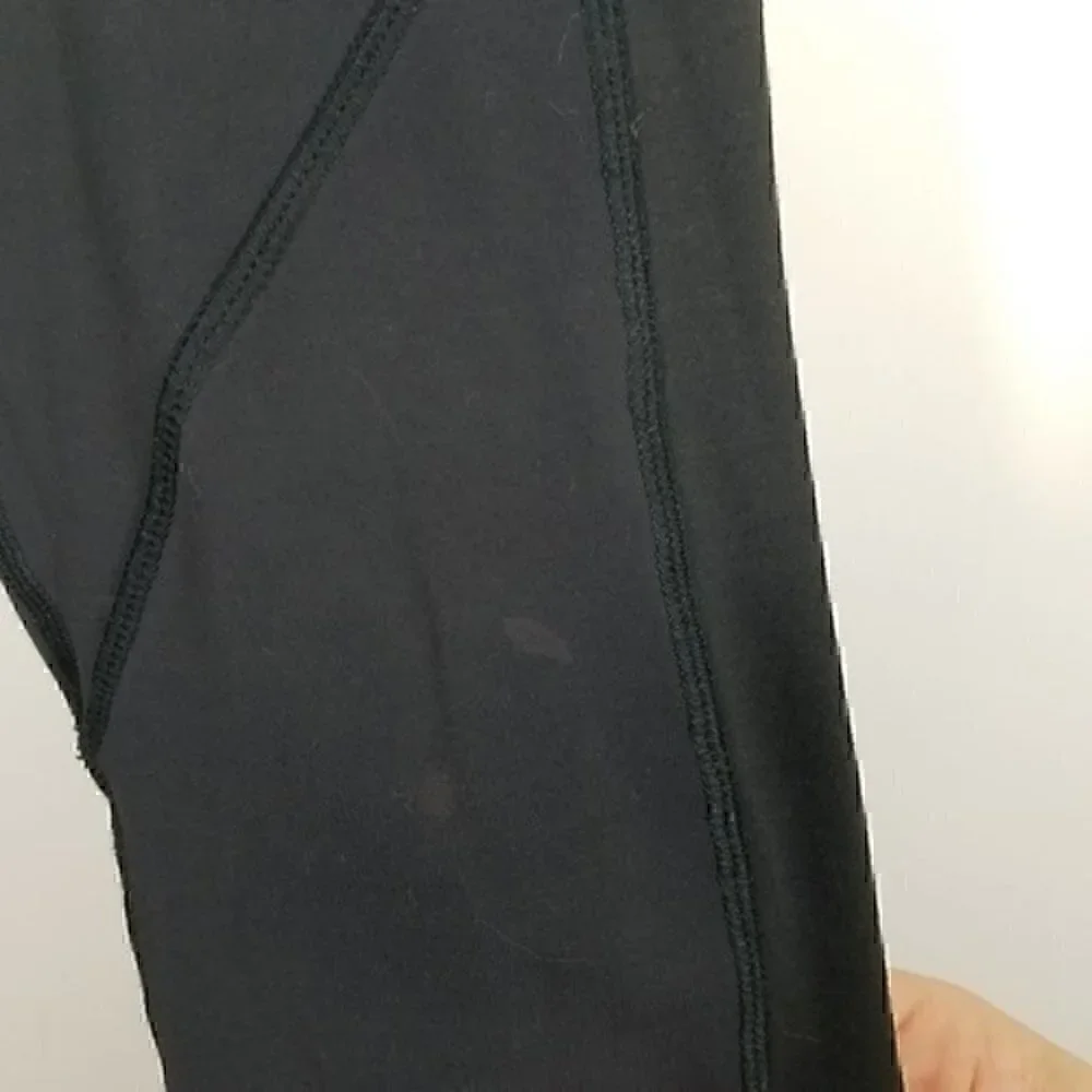 Lululemon Crop Legging Size 6